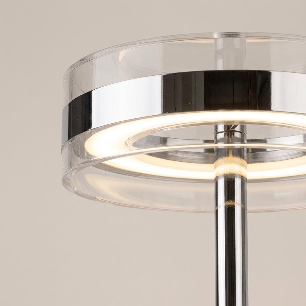 Moderne LED-Tischleuchte mit zylindrischem Schirm