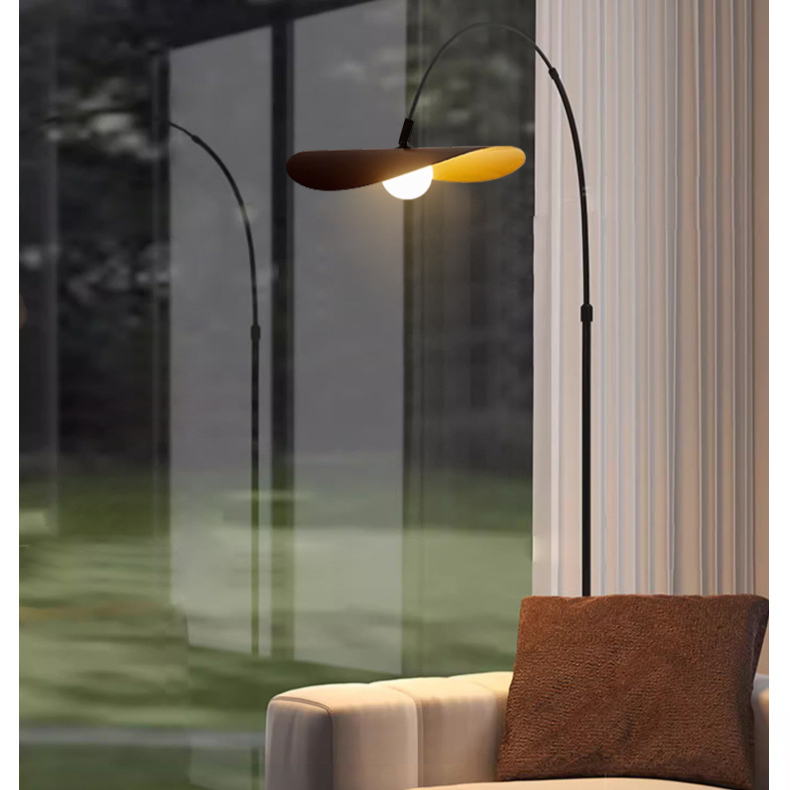 LED-Bogenstehlampe aus Eisen und Acryl mit Höhenverstellung