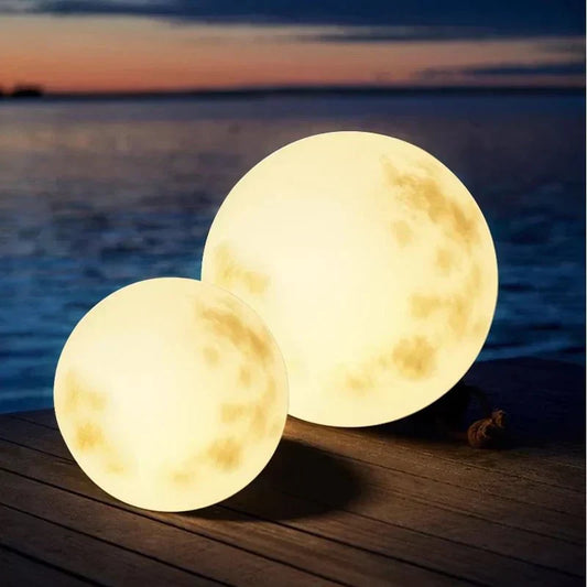 LED-Mond-Kugellampe für Außenbereiche mit USB-Ladefunktion