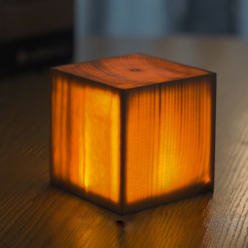 Dimmbare LED-Tischleuchte mit Touch-Steuerung