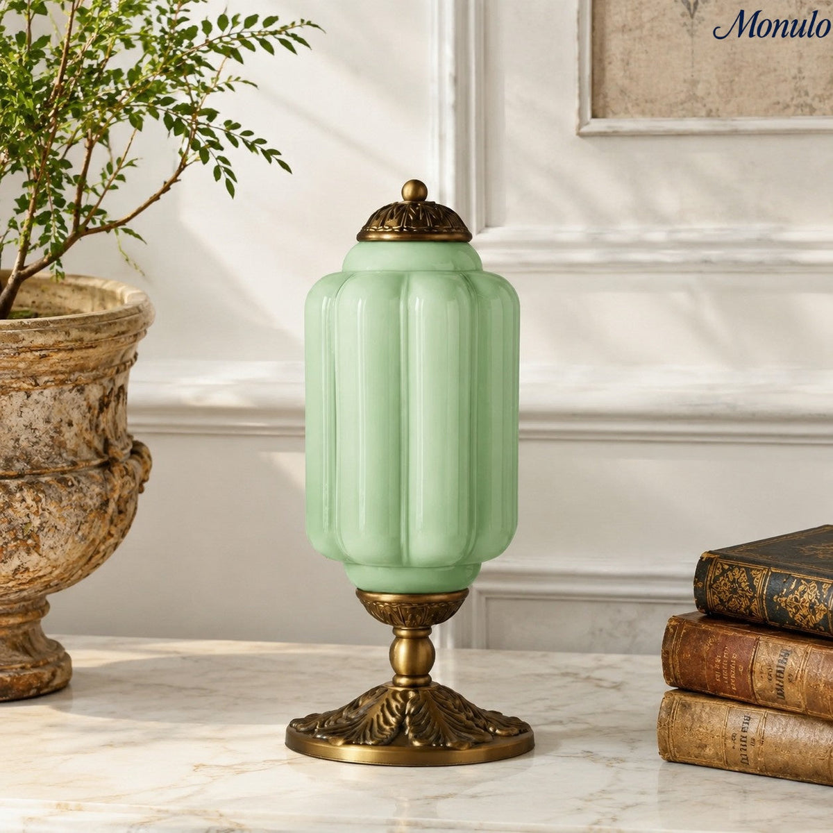 Vintage-Tischleuchte aus Glas mit Metallsockel