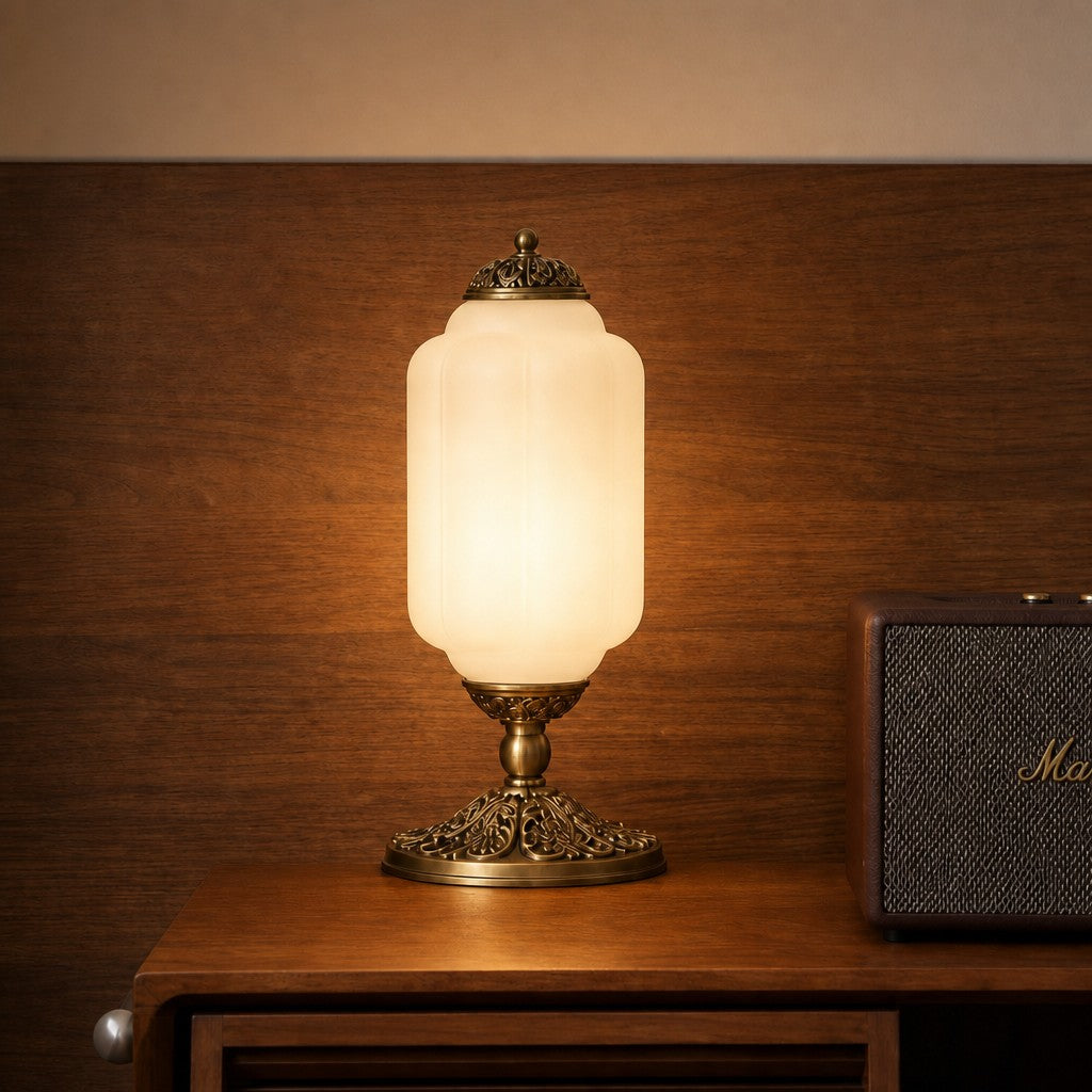 Gläserne Tischleuchte im Scallop-Design mit Vintage-Stil