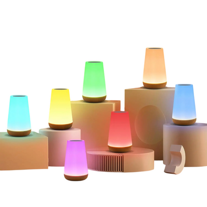 Dimmbare RGB-Tischlampe mit praktischer Fernbedienung