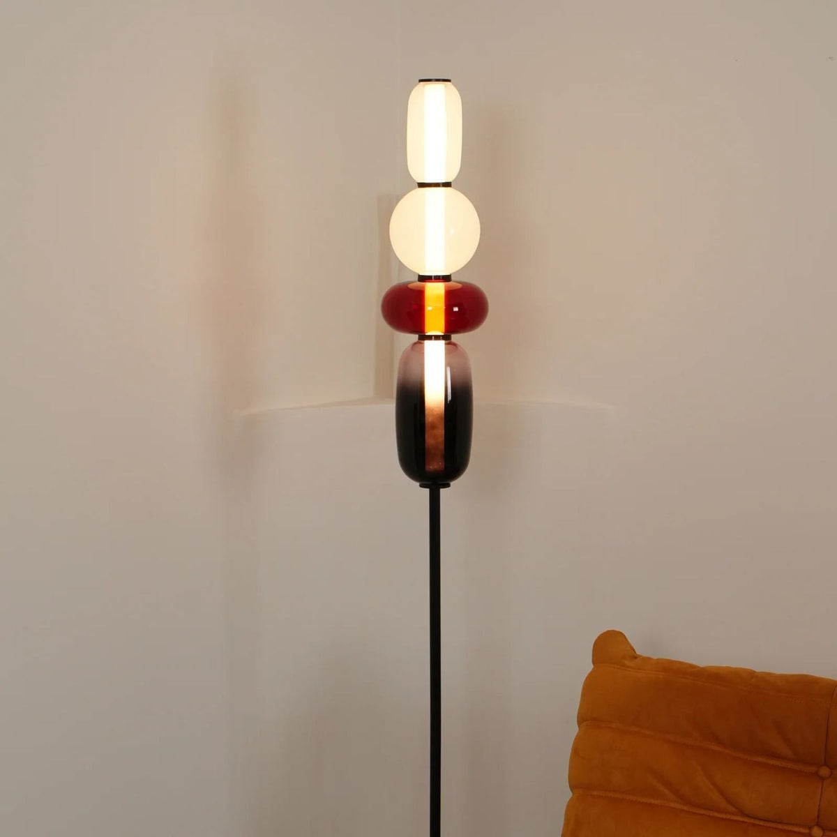 Moderne Glas-Stehleuchte mit Integrierter LED