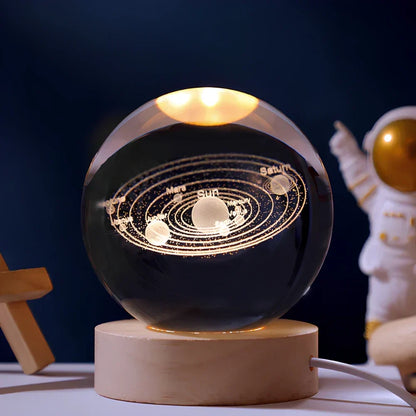 3D-Kristallkugel-Nachtlicht mit LED-Holzsockel