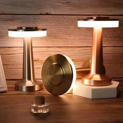 Kabellose LED-Tischleuchte mit Touch-Dimmfunktion