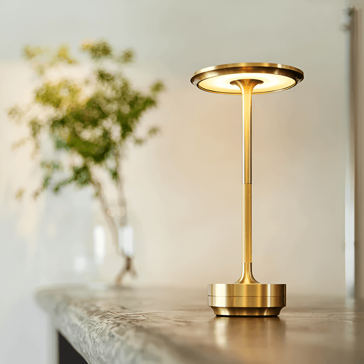 Dimmbare LED-Tischleuchte mit Touch-Steuerung