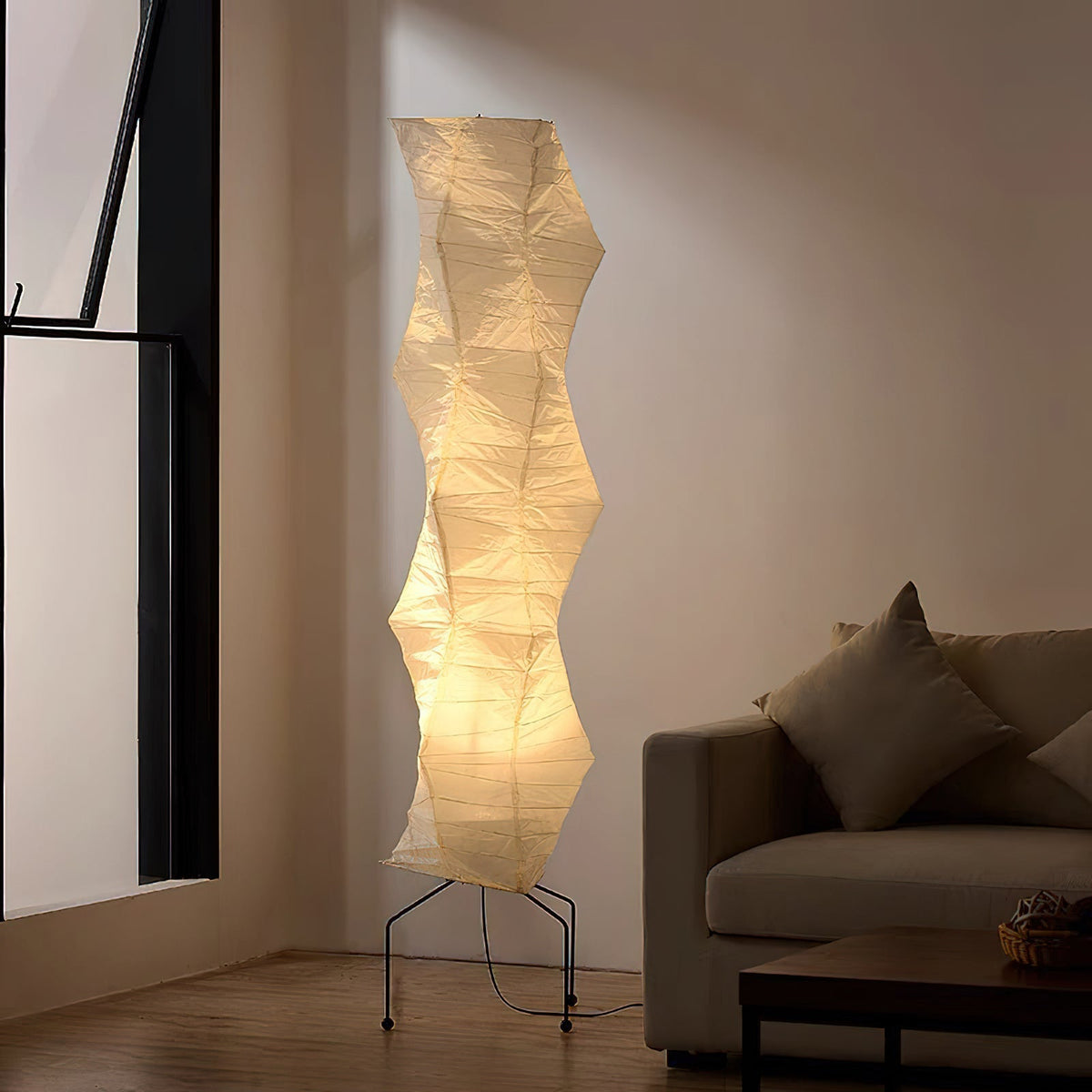 Japanse Washi Stehlampe mit Schwarzem Eisenrahmen