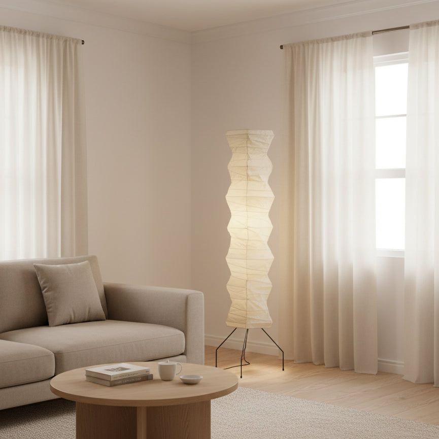 Japanse Washi Stehlampe mit Schwarzem Eisenrahmen