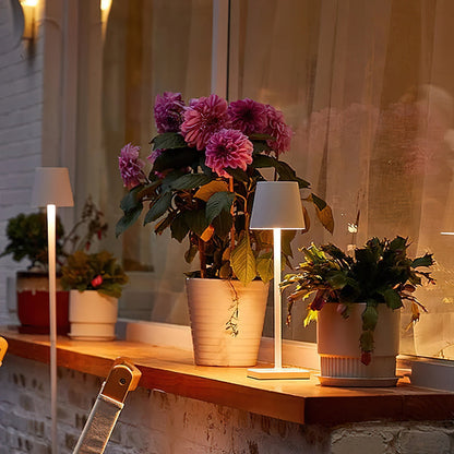 Kabellose LED-Tischleuchte mit Touch-Dimmfunktion