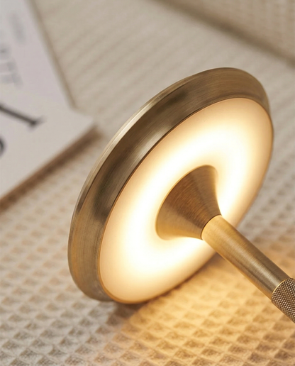 Wiederaufladbare LED-Tischleuchte mit Touch-Dimmfunktion
