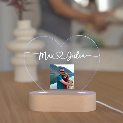 Personalisierte LED-Nachtlampe mit individueller Gravur