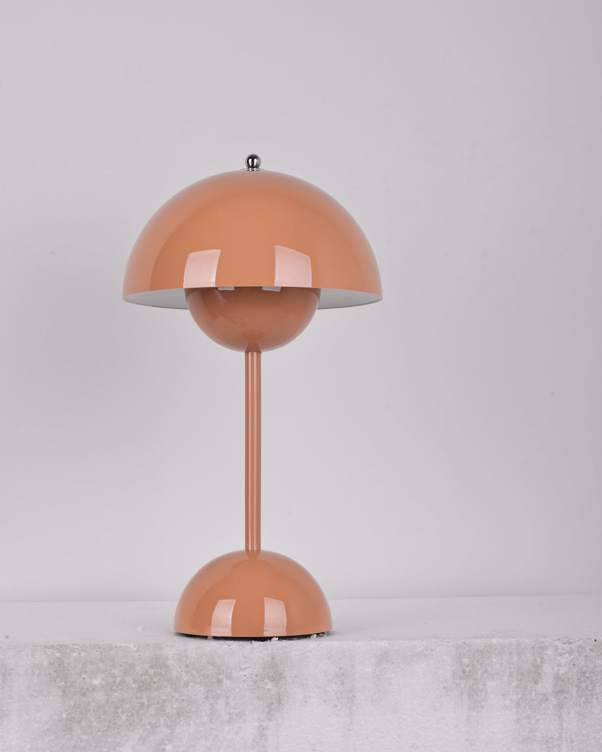 Dimmbare LED-Tischleuchte mit Akku und Touch-Steuerung