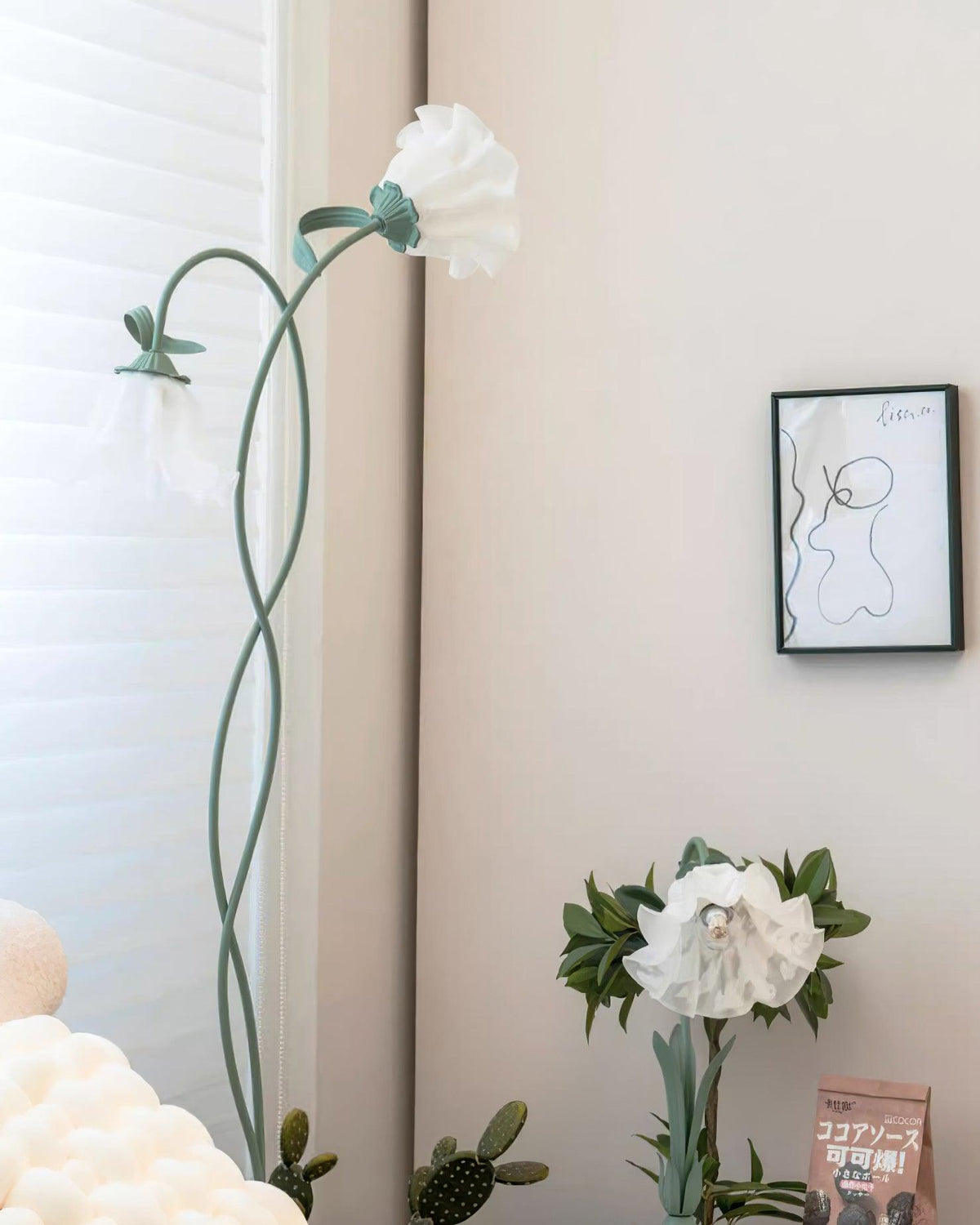 Design-Stehleuchte in Blumenform aus Metall 170 cm