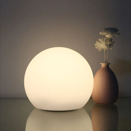 Kabellose LED-Tischlampe mit Fernbedienung und 16 Farben