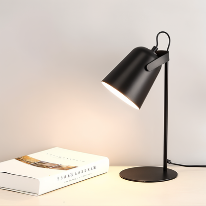 Skandinavische Schreibtischlampe mit Verstellbarem Arm