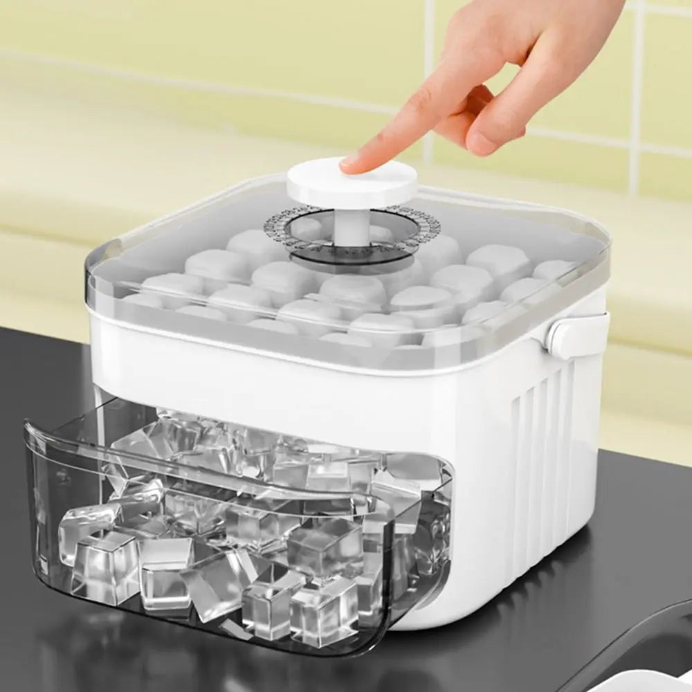 Eiswürfelbereiter mit praktischer Schublade