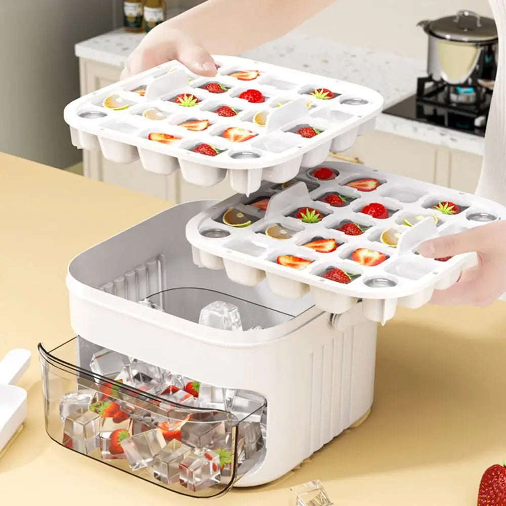 Eiswürfelbereiter mit praktischer Schublade
