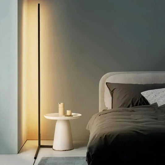 Dimmbare LED-Stehleuchte 142 cm mit Fernbedienung
