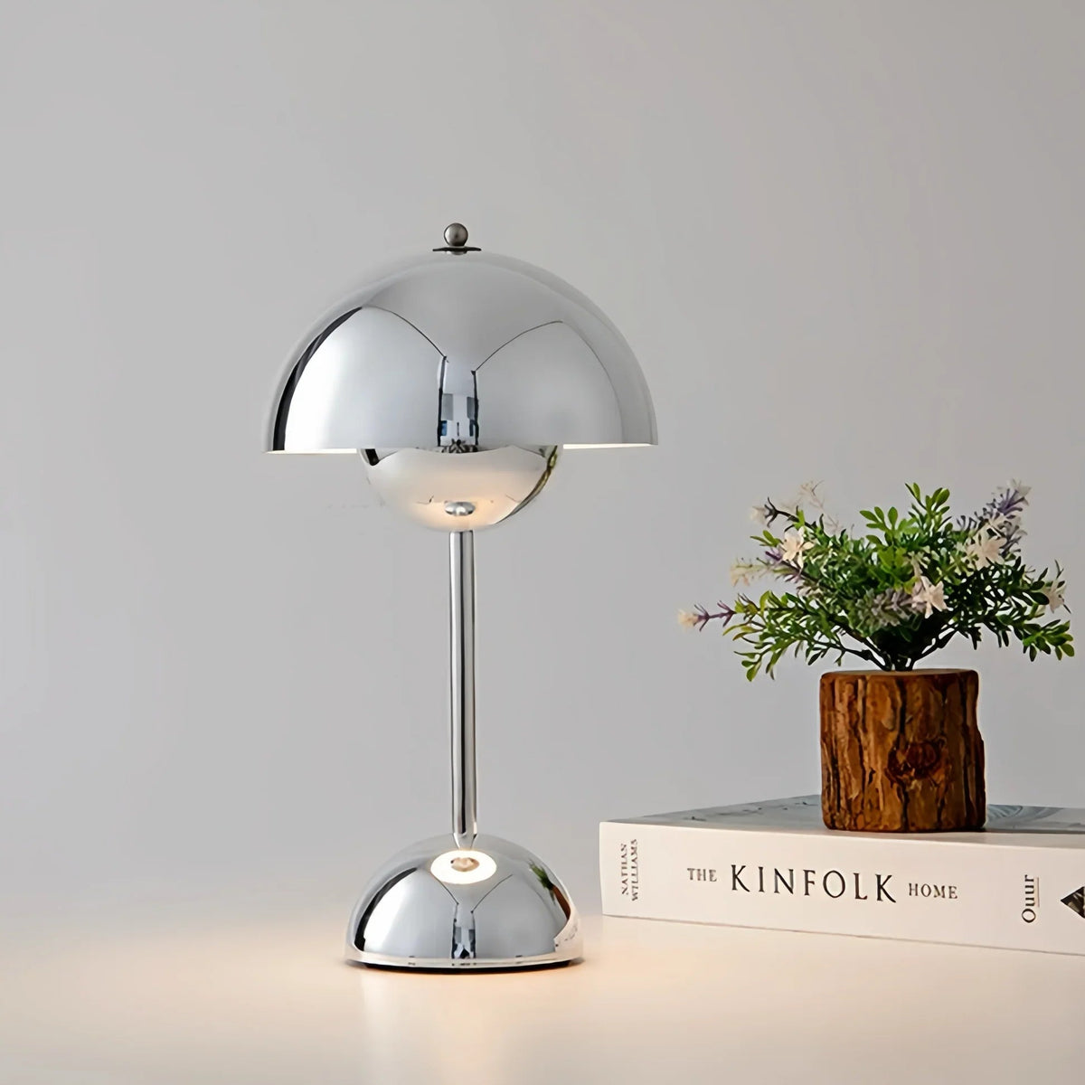 Dimmbare LED-Tischleuchte mit Touch-Steuerung