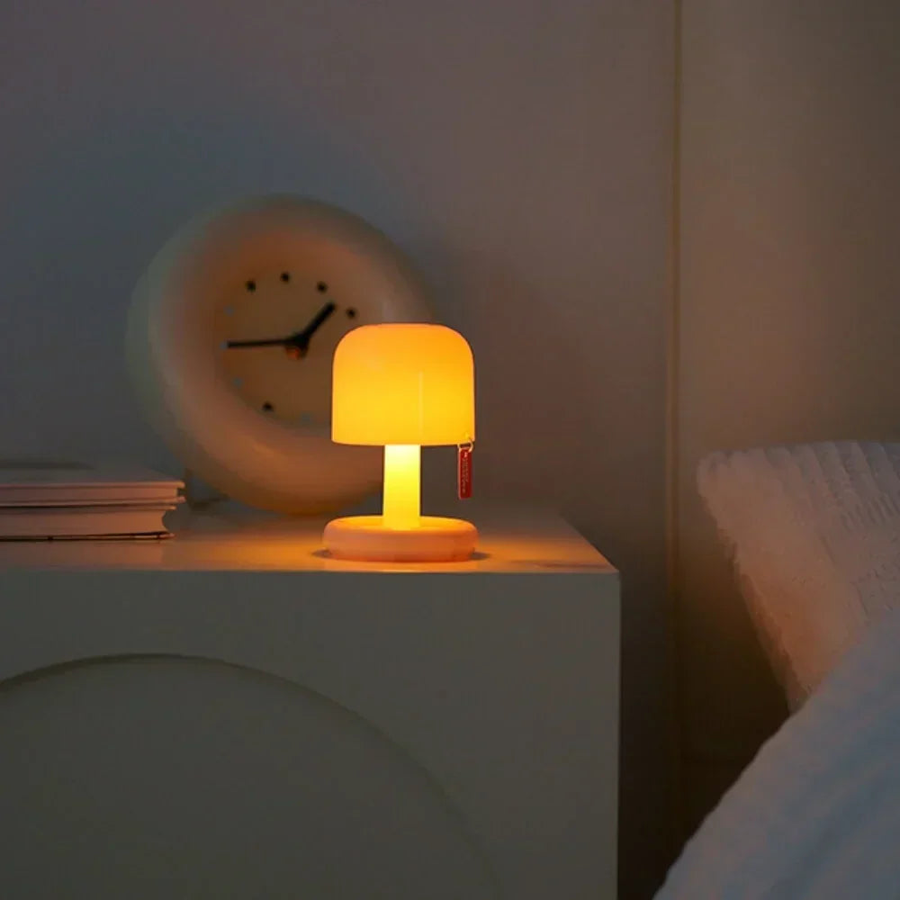 Drahtlose LED-Tischlampe mit Sonnenuntergang-Effekt