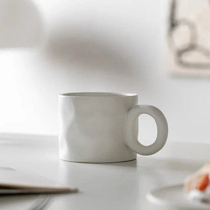 Skandinavische Keramik-Kaffeetasse 450 ml mit Ringgriff