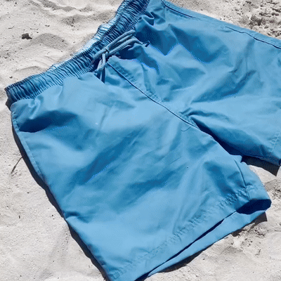 Farbwechselnde Badehose mit Kordelzug