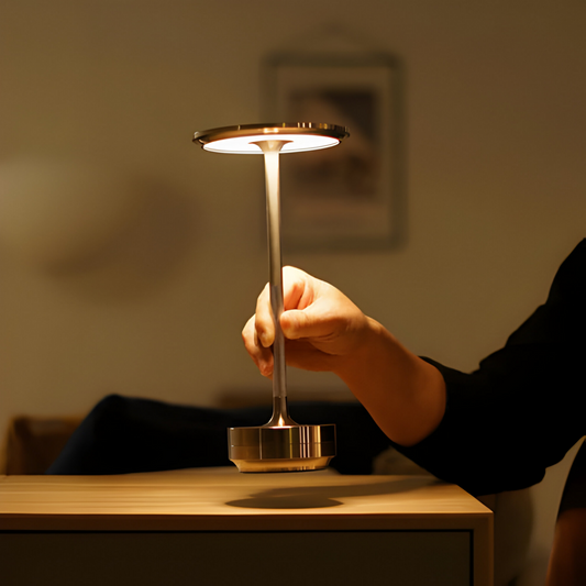 Dimmbare LED-Tafellampe mit Touch-Bedienung