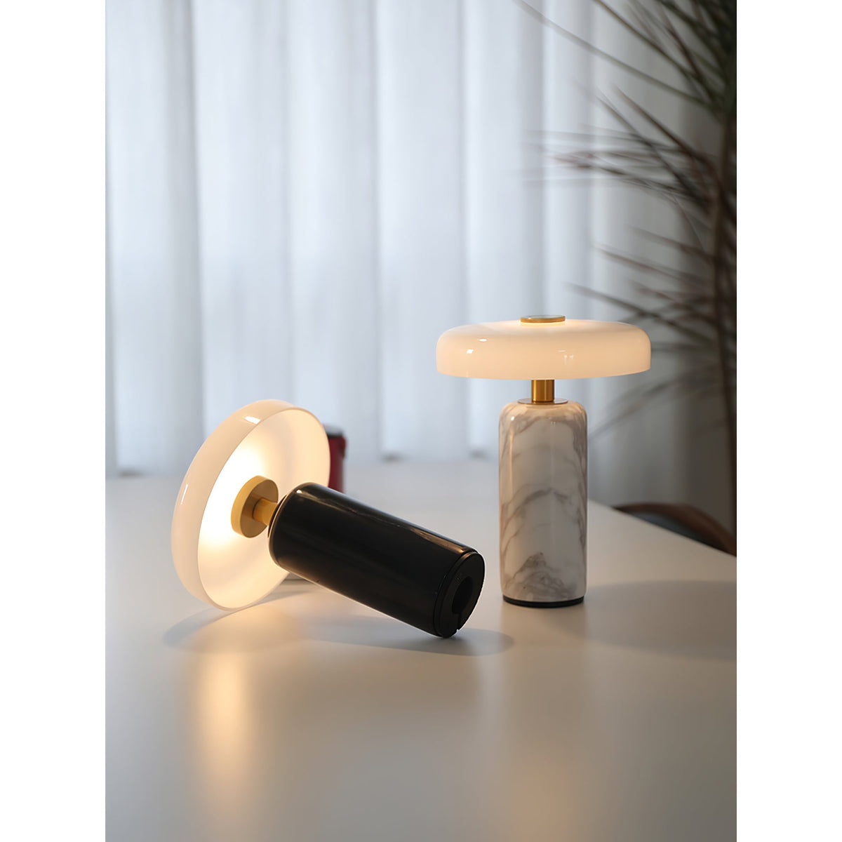 Dimmbare LED-Tischleuchte aus Marmor mit Akku PINT-104521
