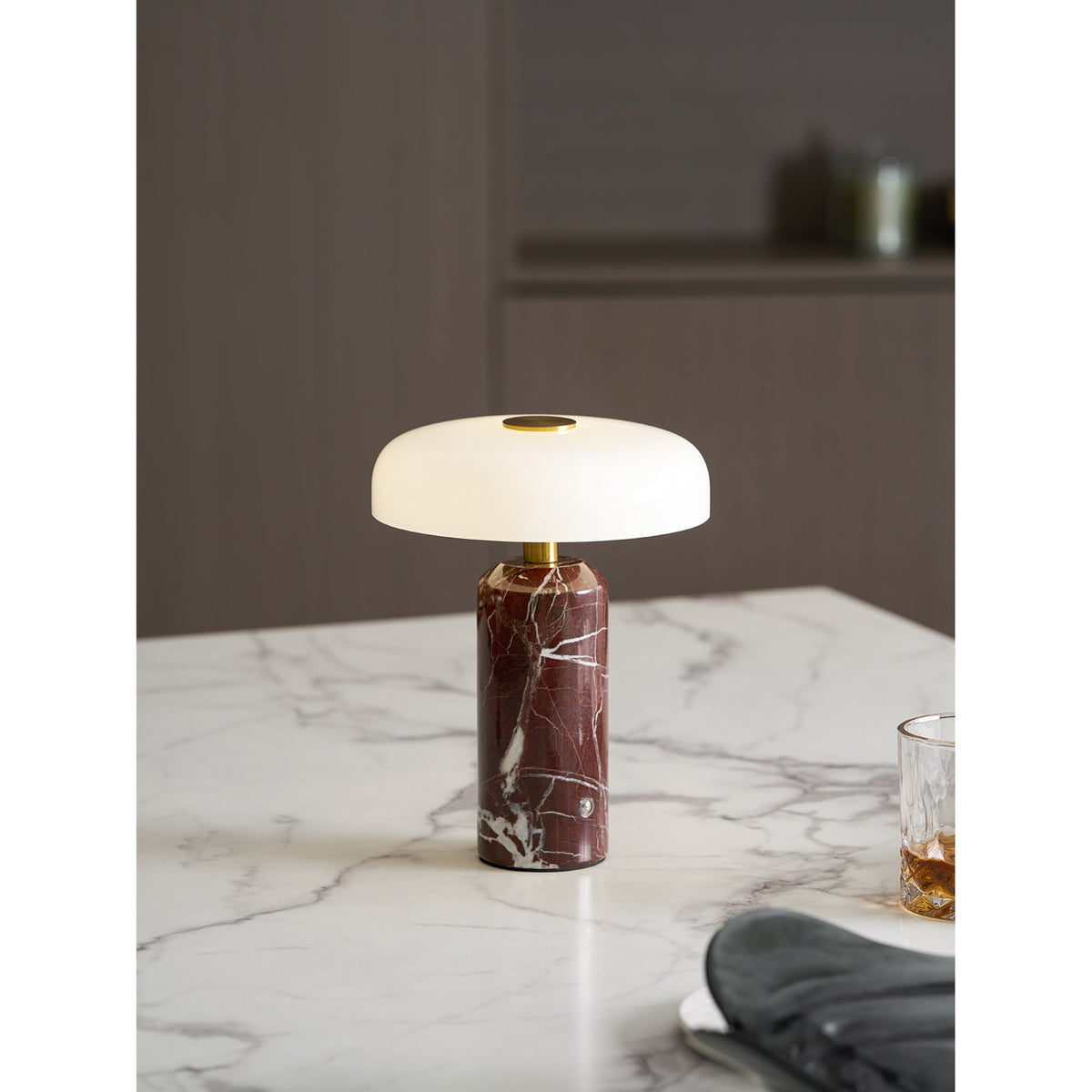 Dimmbare LED-Tischleuchte aus Marmor mit Akku PINT-104521