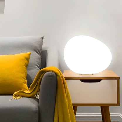 LED-Tischleuchte in Steinoptik mit 3 Lichtfarben
