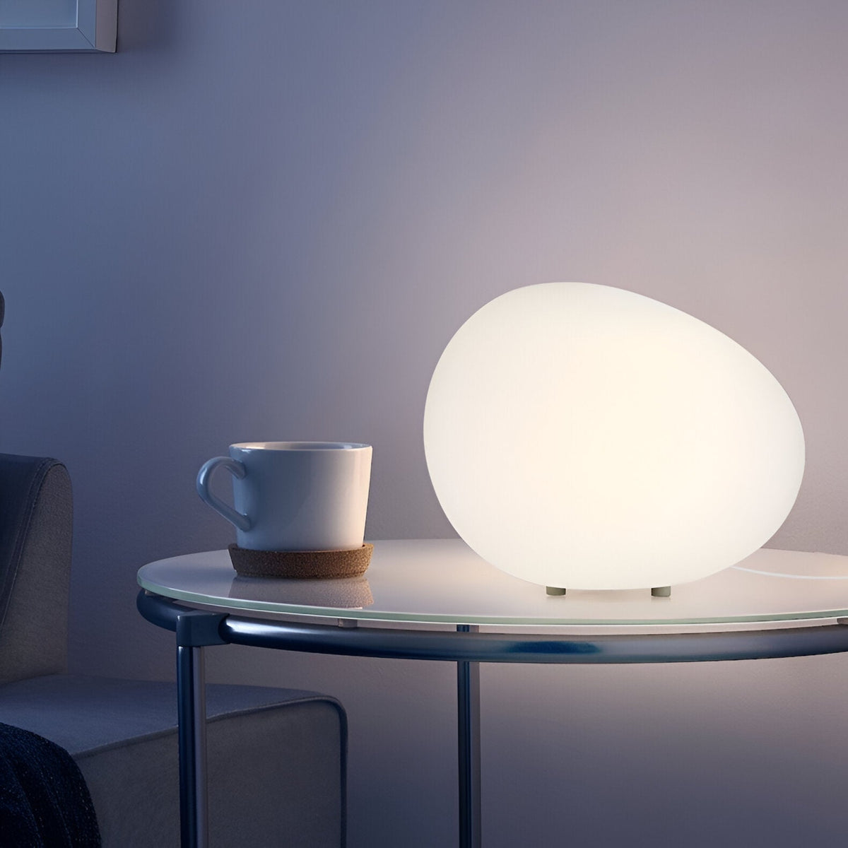LED-Tischleuchte in Steinoptik mit 3 Lichtfarben