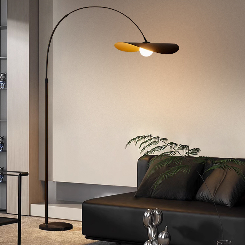 LED-Bogenstehlampe aus Eisen und Acryl mit Höhenverstellung