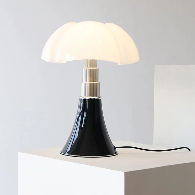 Moderne LED-Tischlampe in Blumenform mit Touch-Dimmfunktion