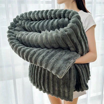 Flanell-Kuscheldecke mit doppelseitigem Design