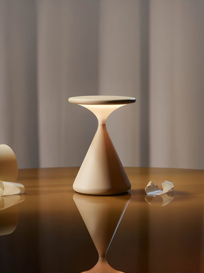 Kabellose LED-Tischleuchte mit Touch-Bedienung und Akku