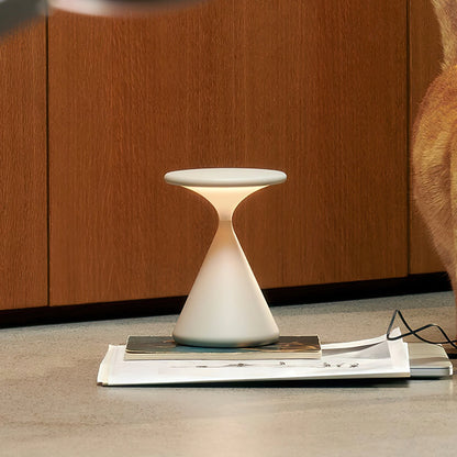 Kabellose LED-Tischleuchte mit Touch-Bedienung und Akku