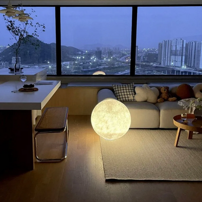 LED-Mond-Stehlampe mit verstellbarer Helligkeit