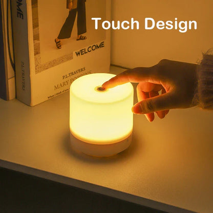 Dimmbare LED-Nachttischlampe mit USB-Anschluss und Touch-Steuerung