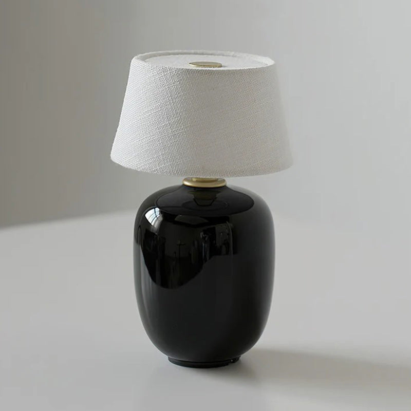 Kabellose LED-Tischleuchte mit Touch-Bedienung