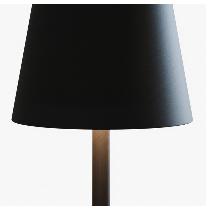 Drahtlose LED-Tischleuchte mit Dimmfunktion und Akku