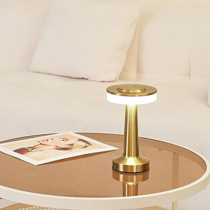Kabellose LED-Tischleuchte mit Touch-Dimmfunktion
