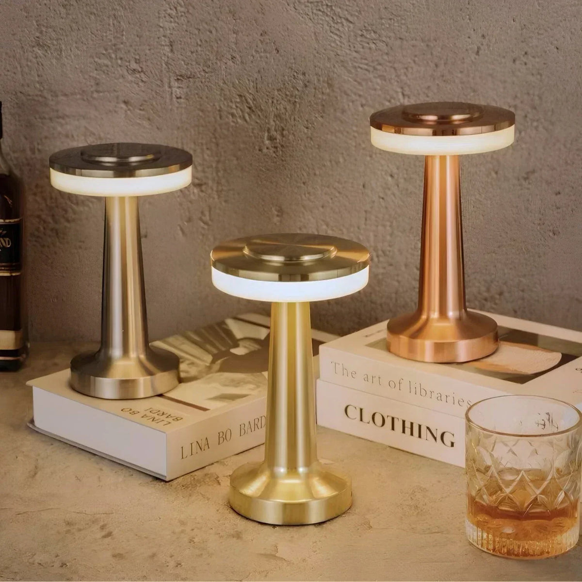 Kabellose LED-Tischleuchte mit Touch-Dimmfunktion