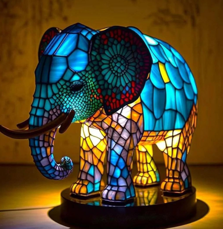 Dimmbare LED-Tischleuchte mit minimalistischem Design
