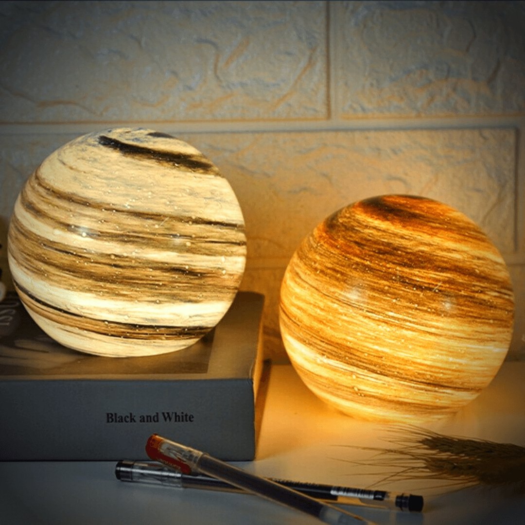 LED-Mondlampe aus Glas mit 16 Farben und USB-Anschluss