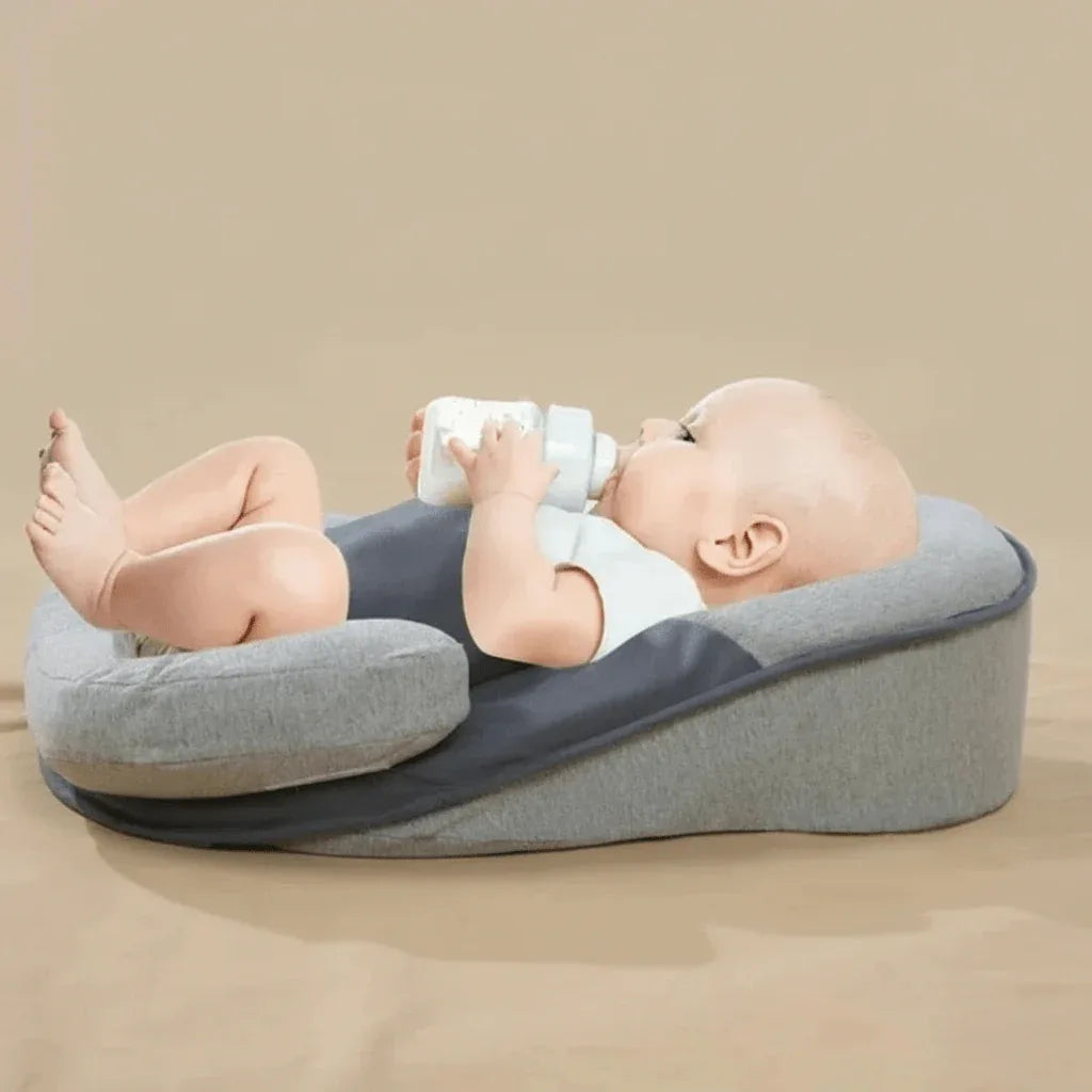 Anti-Reflux-Baby-Keilkissen mit 15°-Neigung