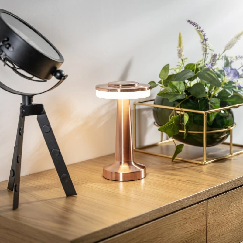 Kabellose LED-Tischleuchte mit Touch-Dimmfunktion