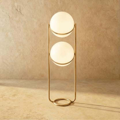 Minimalistische Stehlampe aus massivem Stahl mit stabiler Basis